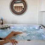Evripidou 7 - Mediterranean Aparthotel 4*