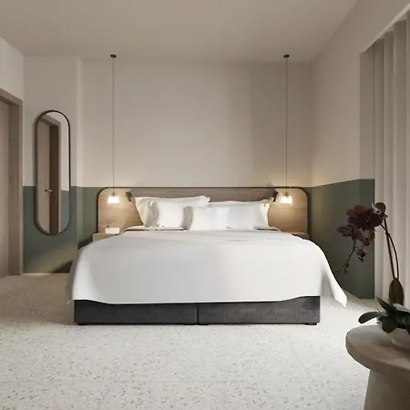 Hotel apartamentowy Evripidou 7 - Mediterranean 4*