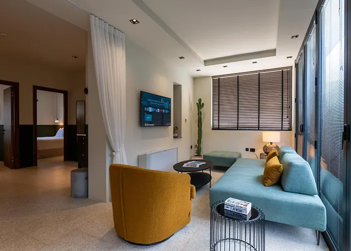 Evripidou 7 - Mediterranean 卡拉马塔