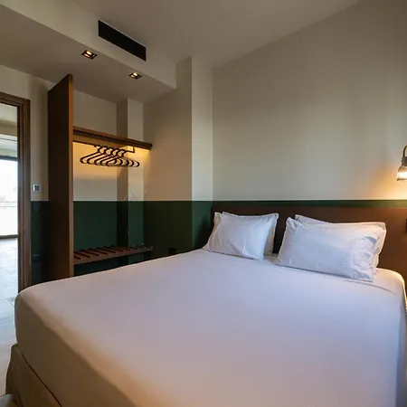 Appart hôtel Evripidou 7 - Mediterranean 4*
