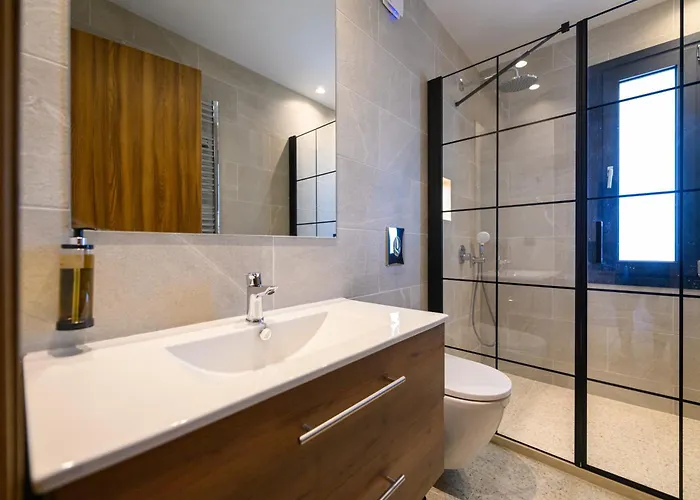 Evripidou 7 - Mediterranean Aparthotel Kalamata